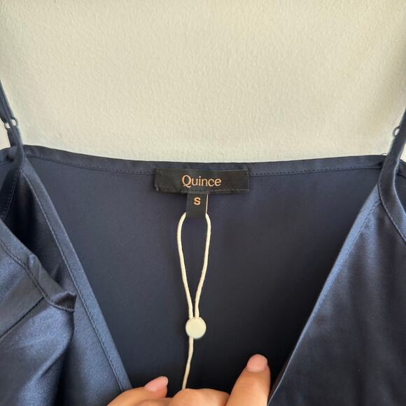 Quince Silk V-Neck Midi Dress Navy S NWT - Picture 9 of 9